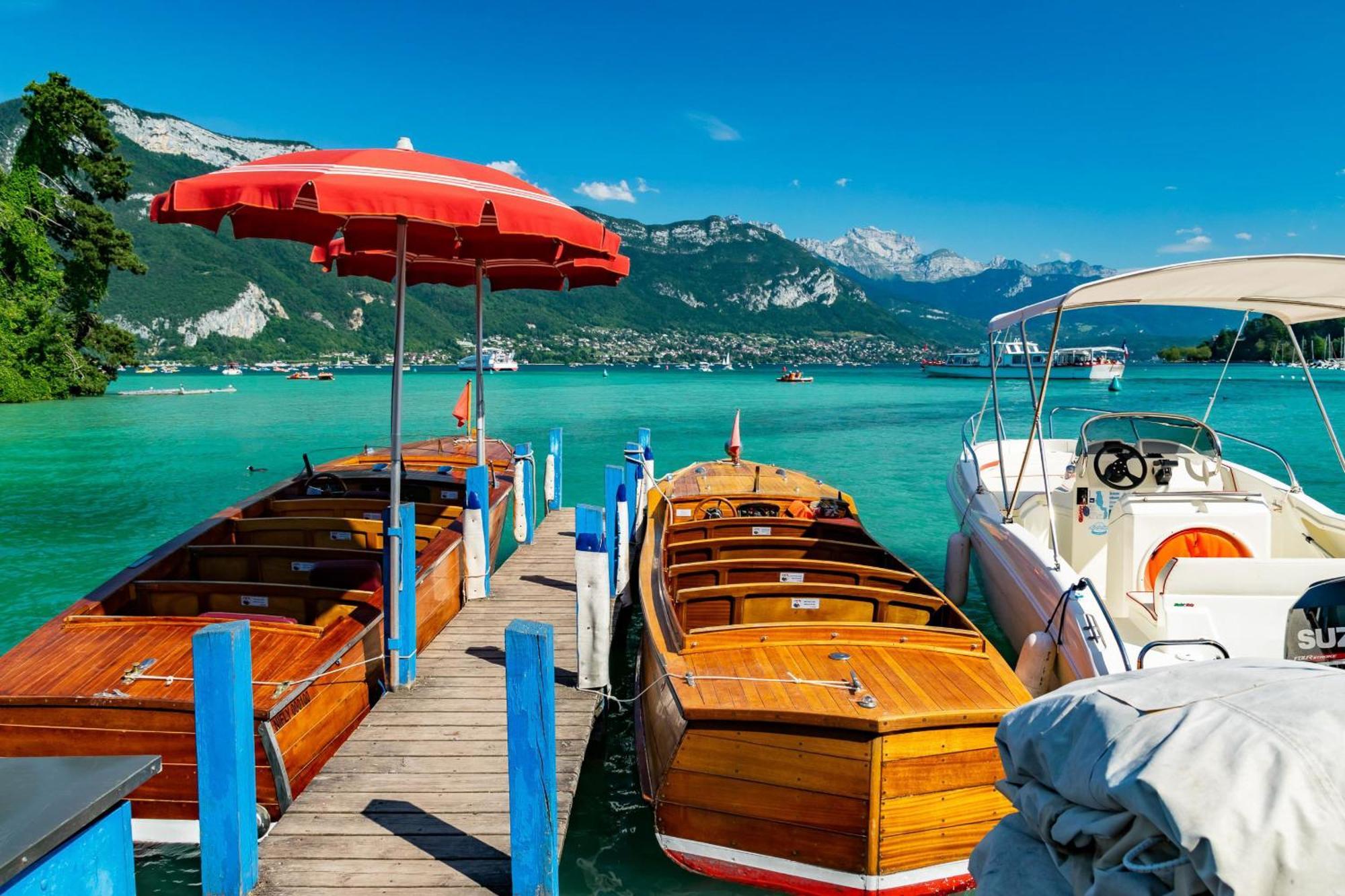 La Plume classé 3 étoiles vue Lac avec parking Annecy Esterno foto